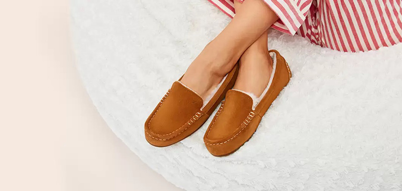 Shoes官网现有精选品牌鞋履低至3折+满$75立减$30促销关注马丁靴