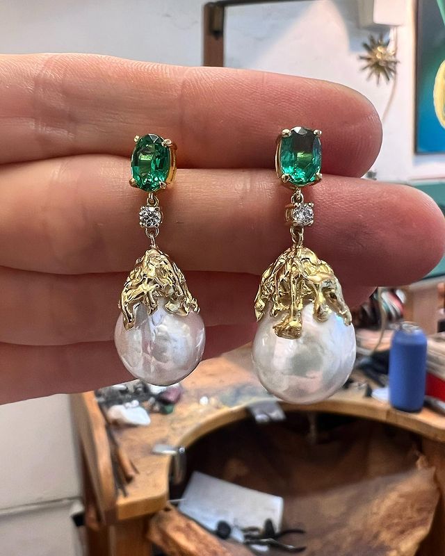 Overseas jewelry shopping
