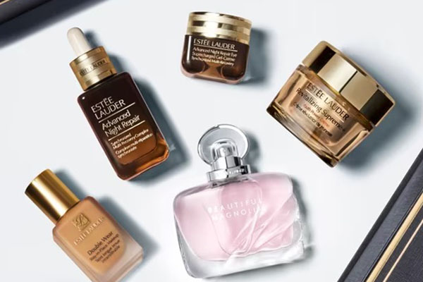 Estée Lauder 雅诗兰黛美国官网现有甄选套装7折+低门槛满赠惊喜套装，美境免邮