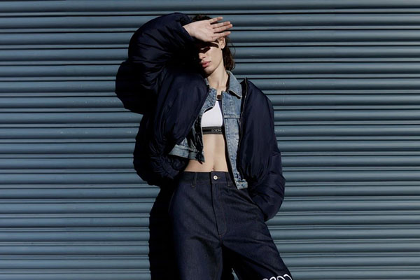 MatchesFashion 官网新年大促甄选正价商品85折，超多单品参加