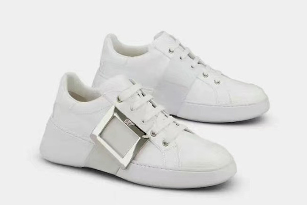 【Roger Vivier】61折！钻扣运‮鞋动‬近期好价！