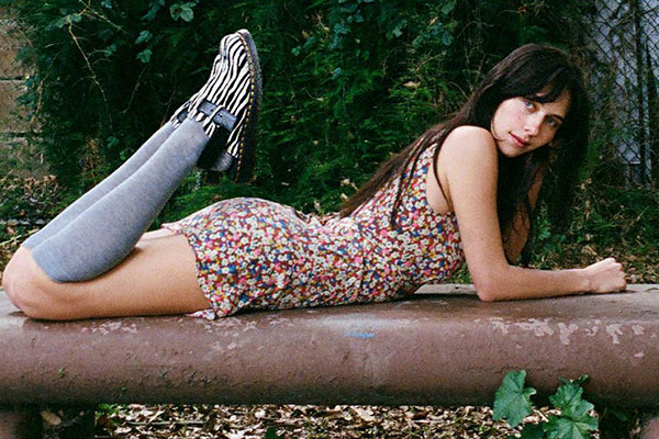Dr. Martens 美国官网折扣区甄选马丁靴低至5折，美境免邮
