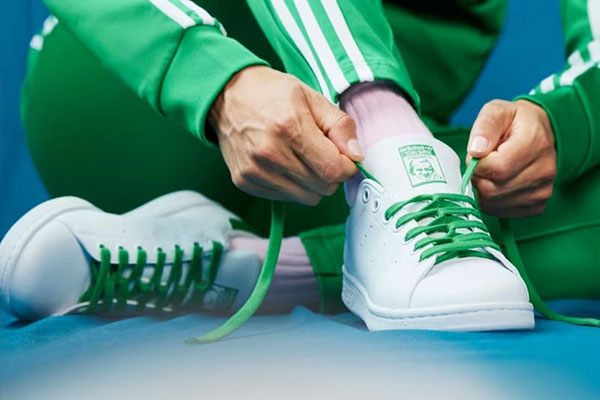 Adidas 美国官网现有甄选单品低至5折促销