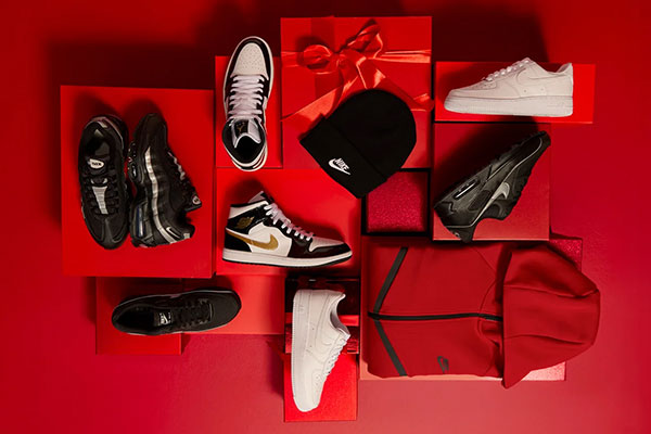 Foot Locker 美国官网节日大促低至4折+额外8折