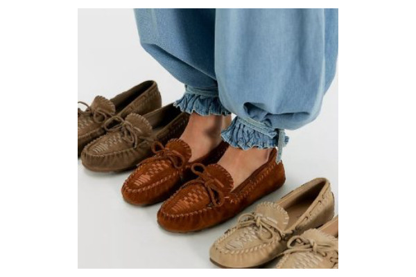 Free People Shoe Sale: Up to 70% Off, Dr. Martens Voss Sandals $69, Free US Shipping Over $100