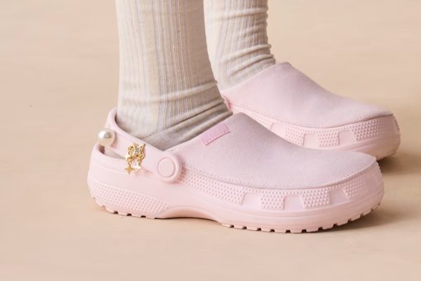 Crocs Sale: Extra 25% Off Select Styles + Deals from $22