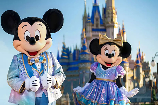shopDisney 官网精选节日好礼低至6折+额外8折，满额免邮