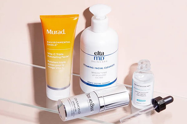SkinCareRx美国官网现有精选护肤85折促销，满$130送美妆礼包