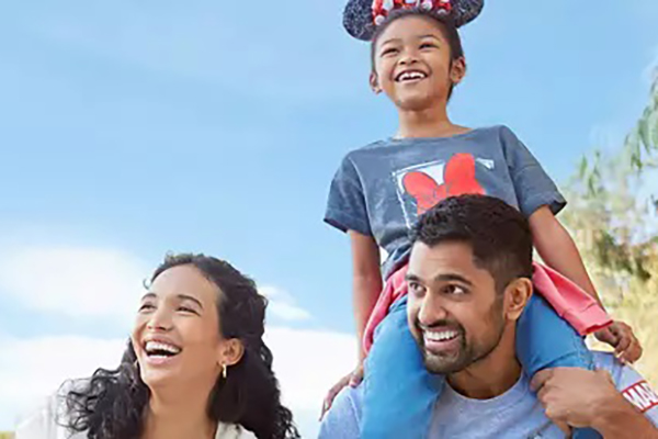 shopDisney官网圣诞精选节日好礼低至6折，限时无门槛免邮