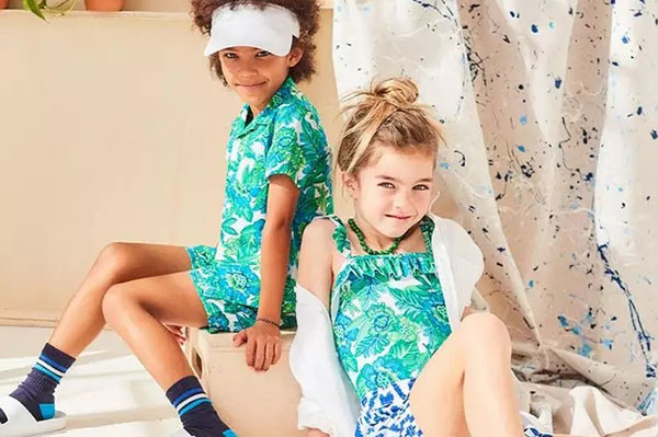 Janie And Jack现有精选童装额外8折促销，满额免邮