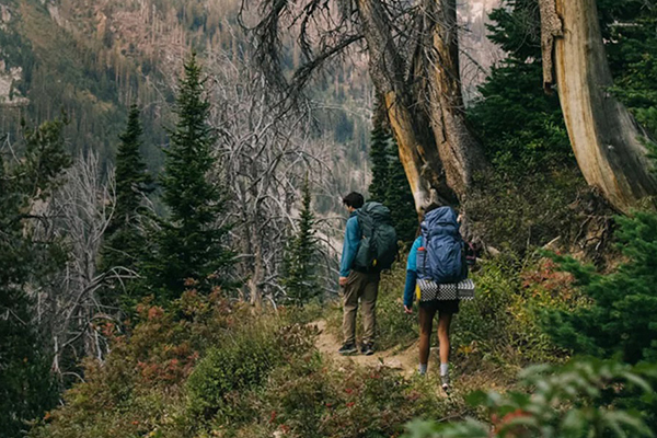 Mountain Hardwear官网现有精选户外服饰低至35折促销，会员美国包邮