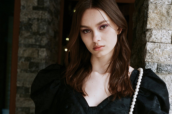 Antonioli 官网520情人节时尚单品8折特卖，包税直邮国内