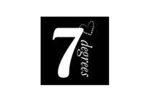 7degrees 美国时尚连帽衫购物网站