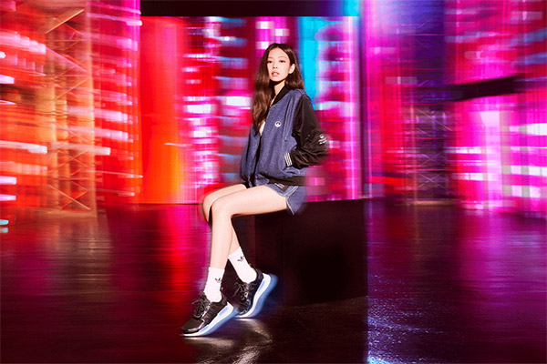 Adidas阿迪达斯中国官网精选商品低至5折促销，全场免邮
