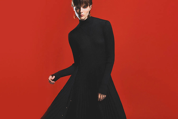 Net-a-Porter 美国官网满额大促最高可享75折，满额免邮