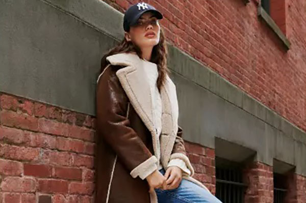 Bloomingdales 百货官网甄选时尚类低至额外75折促销，部分满返礼品卡