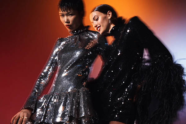 Net-a-Porter 美国网一甄选商品额外85折，满额免邮