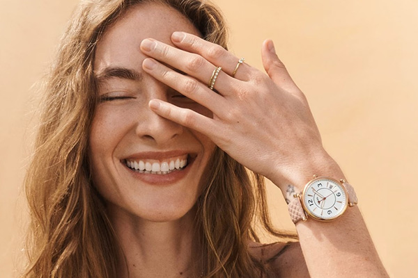 FOSSIL 官网全场无门槛8折+满$125额外7折促销，满额免邮