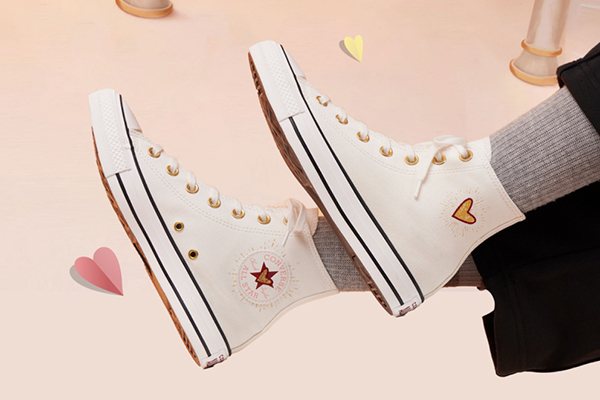 Converse 匡威美国官网甄选帆布鞋低至5折+满$50额外8折，美境免邮