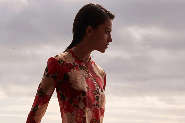 Bergdorf Goodman 官网时尚类低至2.5折+额外75折促销，美境免邮