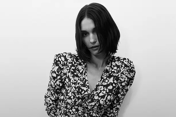 Luisaviaroma 官网现有精选正价商品额外75折，各站活动同步