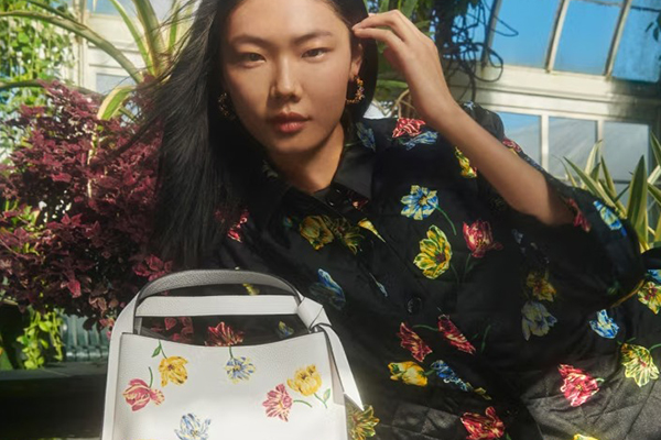 Kate Spade 英国官网甄选包袋低至5折+额外7折，满额免邮