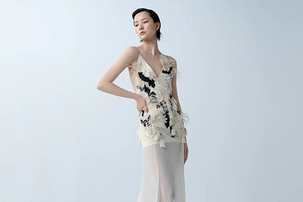 Mytheresa 官网年中大促低至5折
