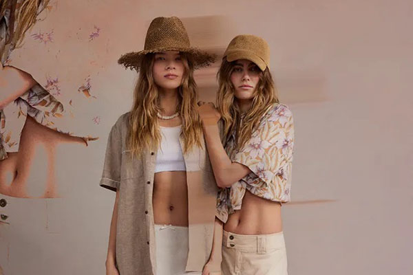 Urban Outfitters 美国官网夏日大促限时7折+折扣区低至2.5折，北脸参加
