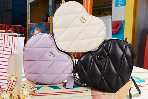 COACH OUTLET 蔻驰工厂店独立日额外85折促销，美境免邮
