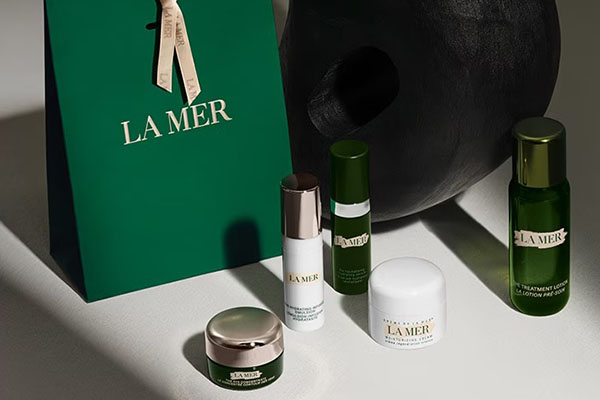 LA MER 海蓝之谜英国官网黑五开启！送16件【含正装精华+正装唇膏】