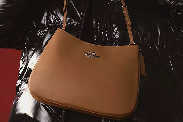 COACH Outlet 蔻驰奥莱官网12日促销专场低至3折