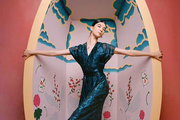 Diane Von Furstenberg 美国官网连续5日服饰大促，12/11折扣区额外7.5折